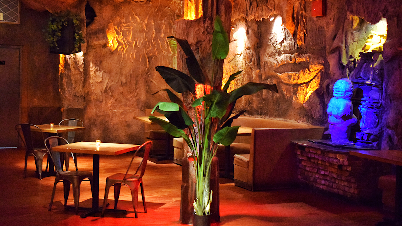La Caverna