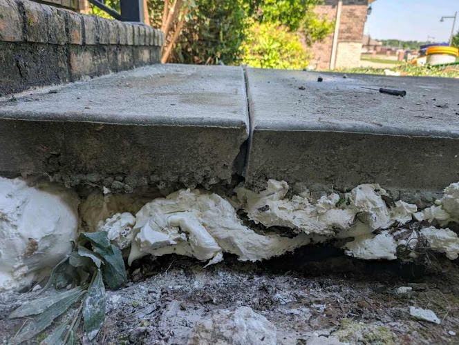 Negocio Smouse Bros Foundation Repair & Waterproofing